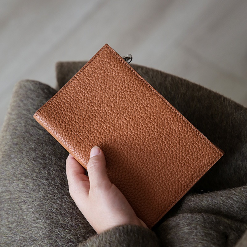 Leather Passport Holder Covers - Board Game Book recension och pris