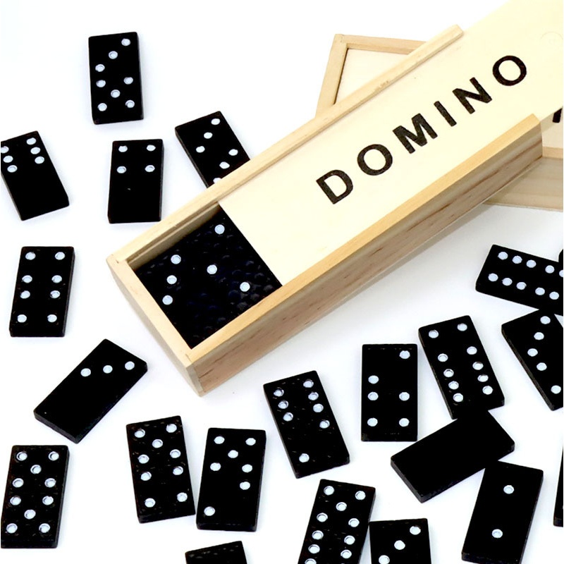 28 Pieces Of Black Dominoes Wo - Board Game Monopoli recension och pris