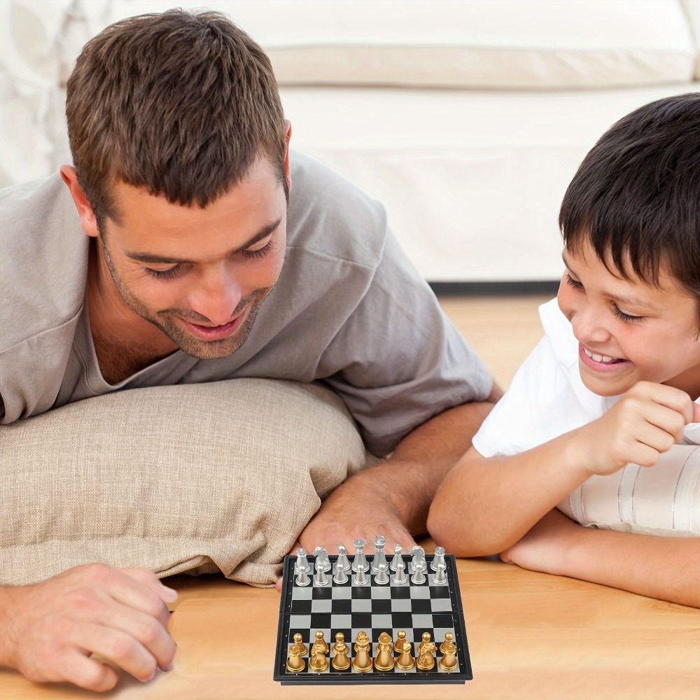 Pocket Size Gold Silver Mini C - Magnetic Travel Chess recension och pris