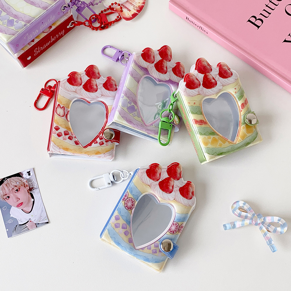 Girl Cartoon 2 Inch Strawberry - Board Game Book recension och pris